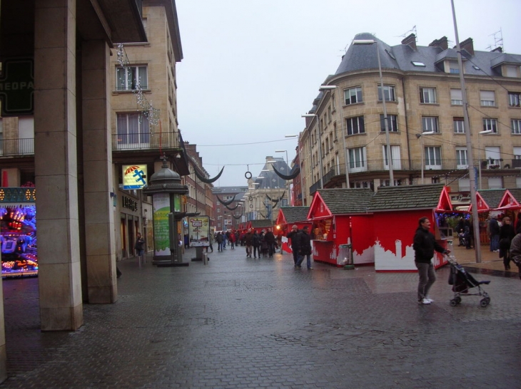 Vue du marché de NOEL - Amiens