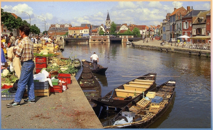 Le Marché sur l'Eau , quartier St Leu (carte postale de 1990) - Amiens