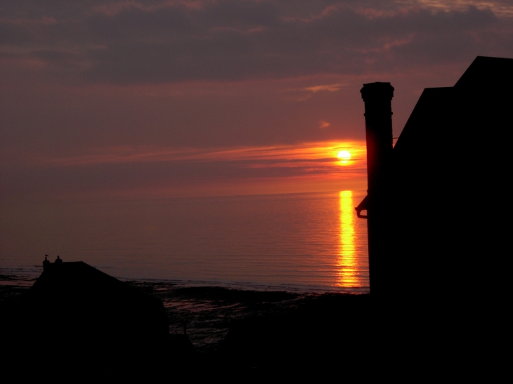 Coucher de Soleil sur la Mer - Ault