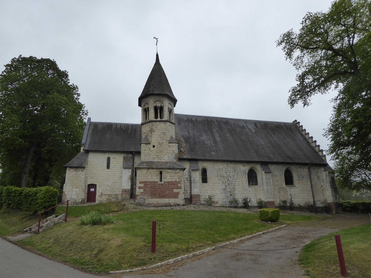 L'église romane - Blangy-sous-Poix