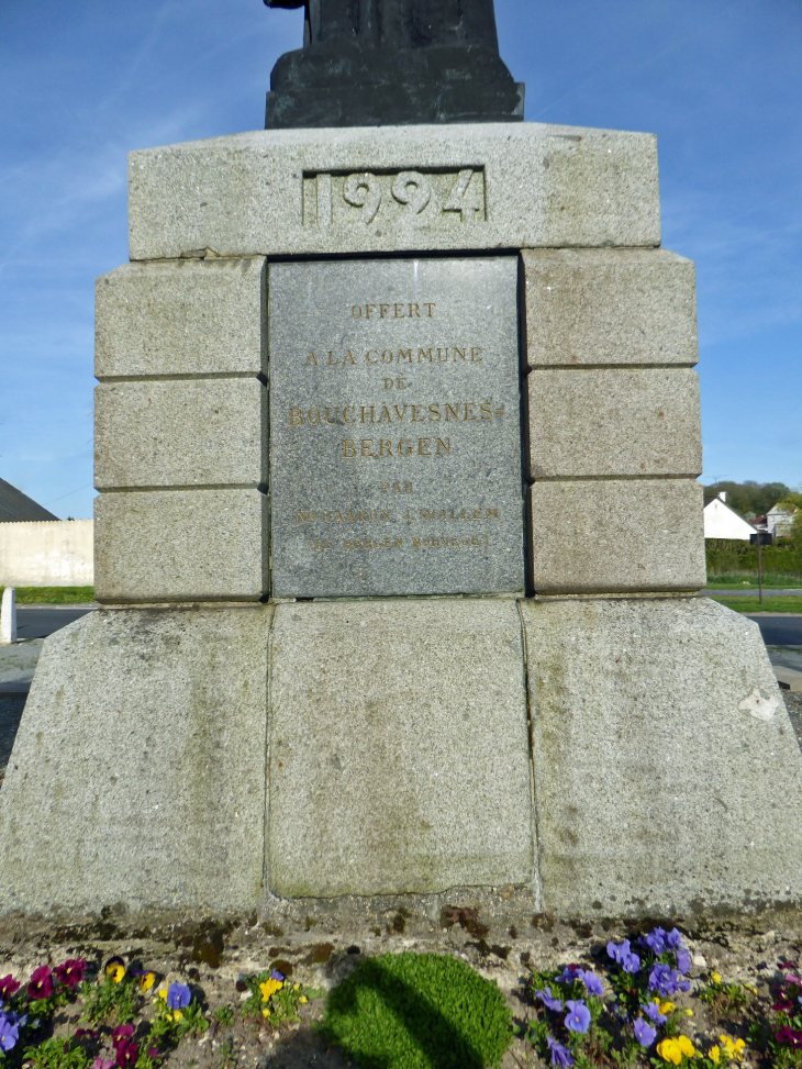 La statue du maréchal Foch - Bouchavesnes-Bergen