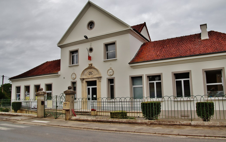 La Mairie - Bouchavesnes-Bergen