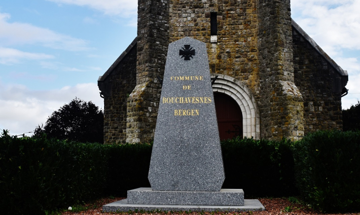 Monument-aux-Morts - Bouchavesnes-Bergen