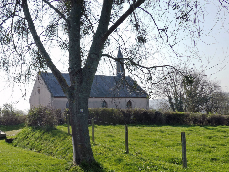 Chapelle St Sauveur : en faire 3x le tour avec vaches et chevaux pour les préserver de maladies - Bouvaincourt-sur-Bresle