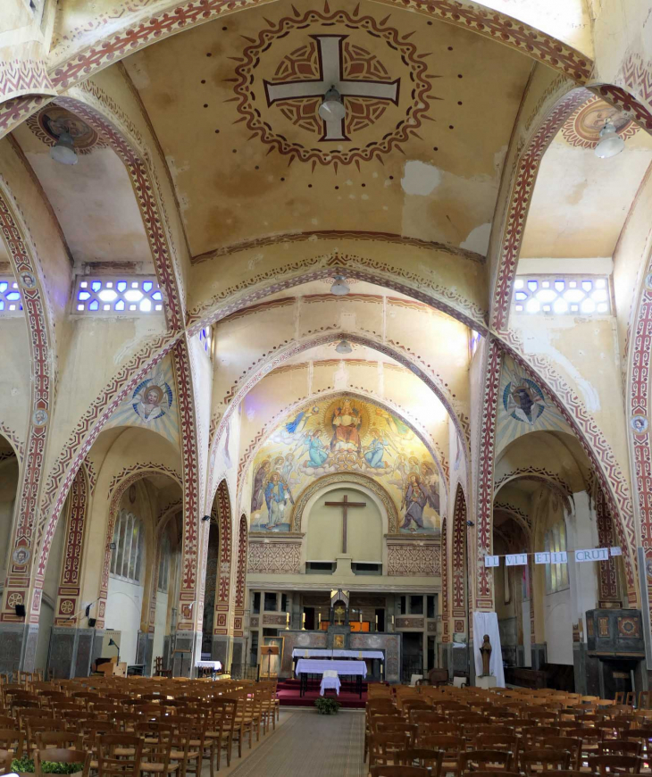 L'intérieur de l'église Saint Didier - Chaulnes