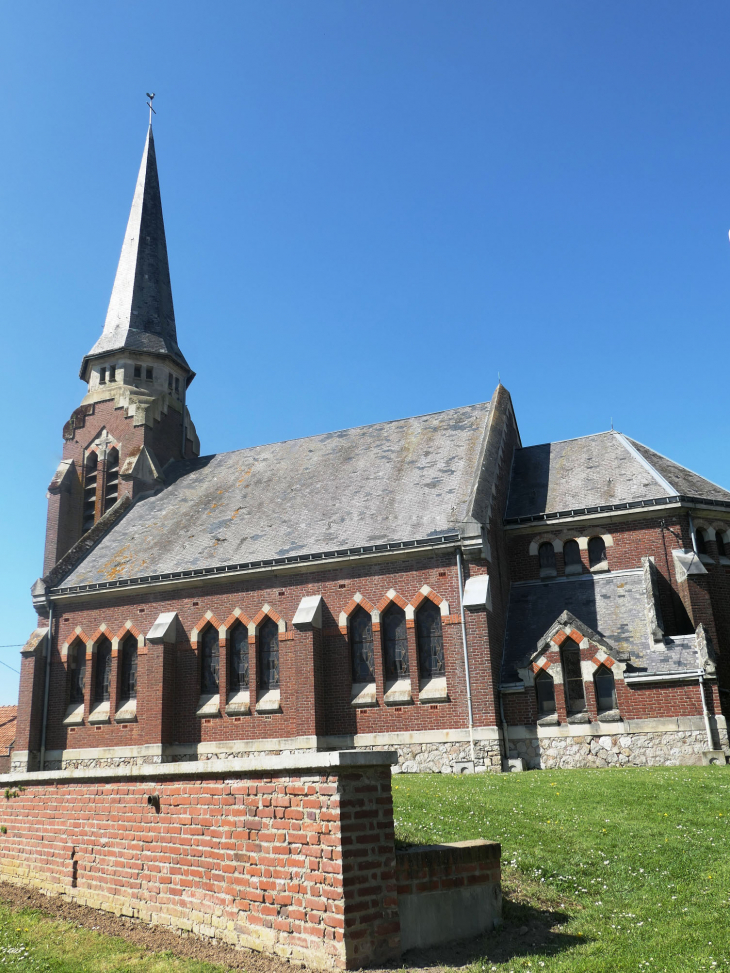 L'église - Courcelette