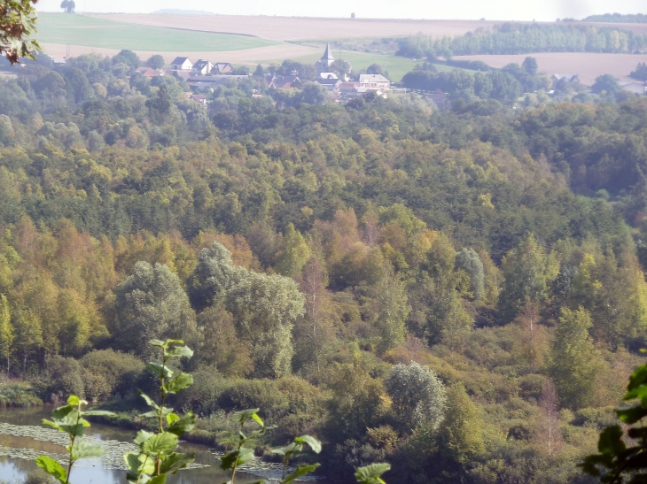 Le village vu du belvédère de Vaux - Curlu