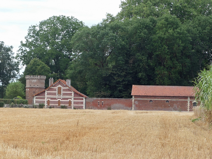 Vue sur une ferme - Grécourt