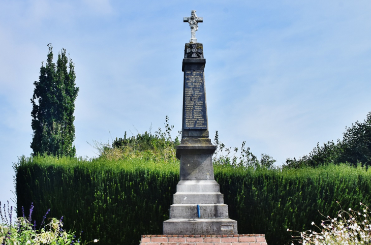Monument-aux-Morts - Guyencourt-Saulcourt