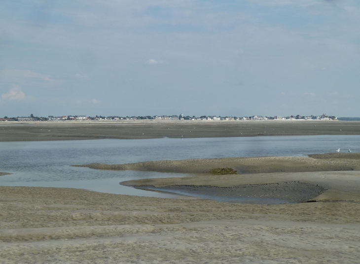 La ville vue de la baie de Somme - Le Crotoy