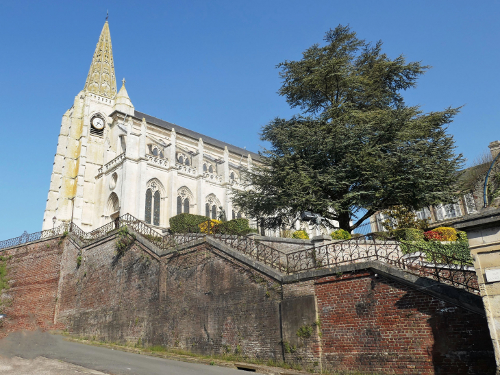 L'église - Long