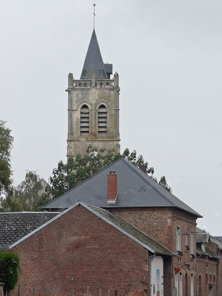 Vue sur le clocher - Marchélepot