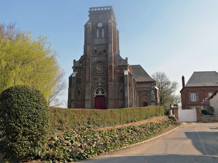 L'église - Méneslies