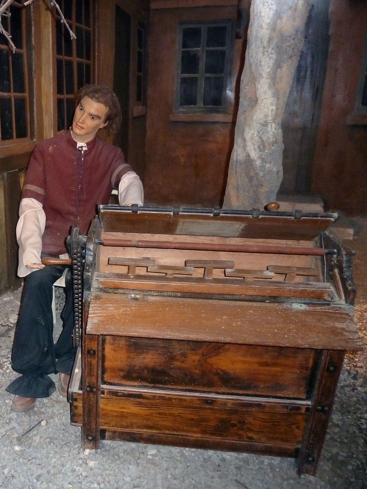 Le musée des vieux métiers picards : le battage du grain - Naours