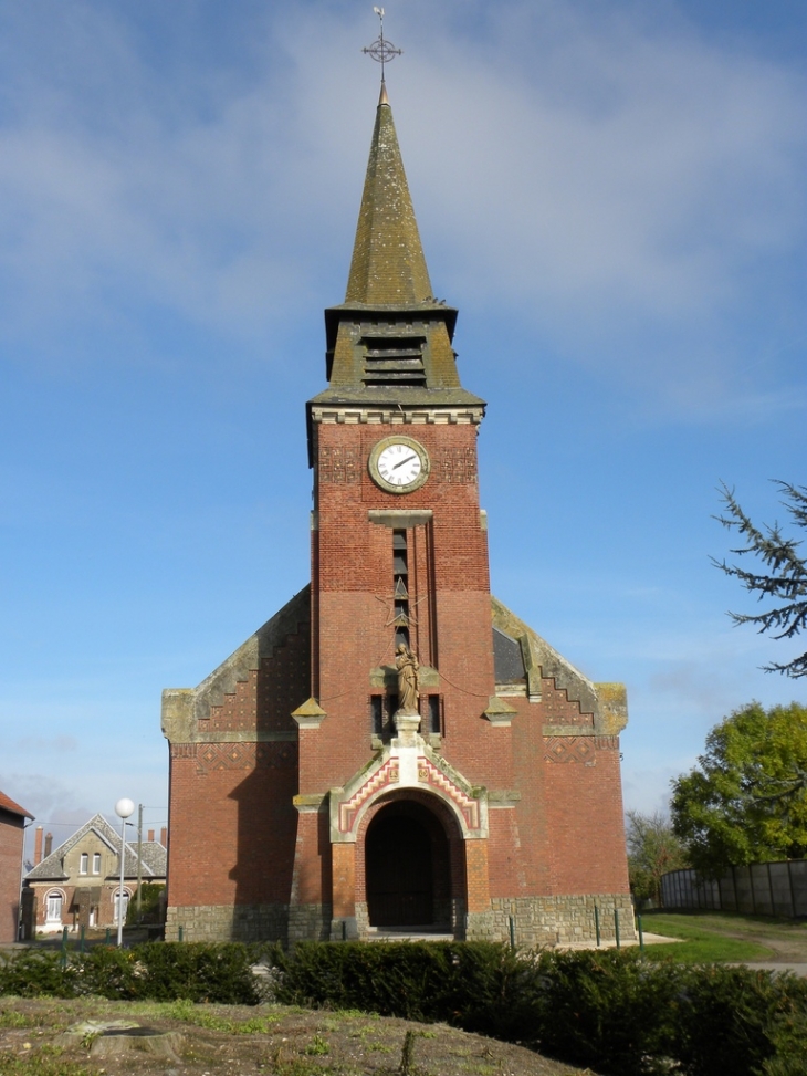 L'église vue de face - Nurlu