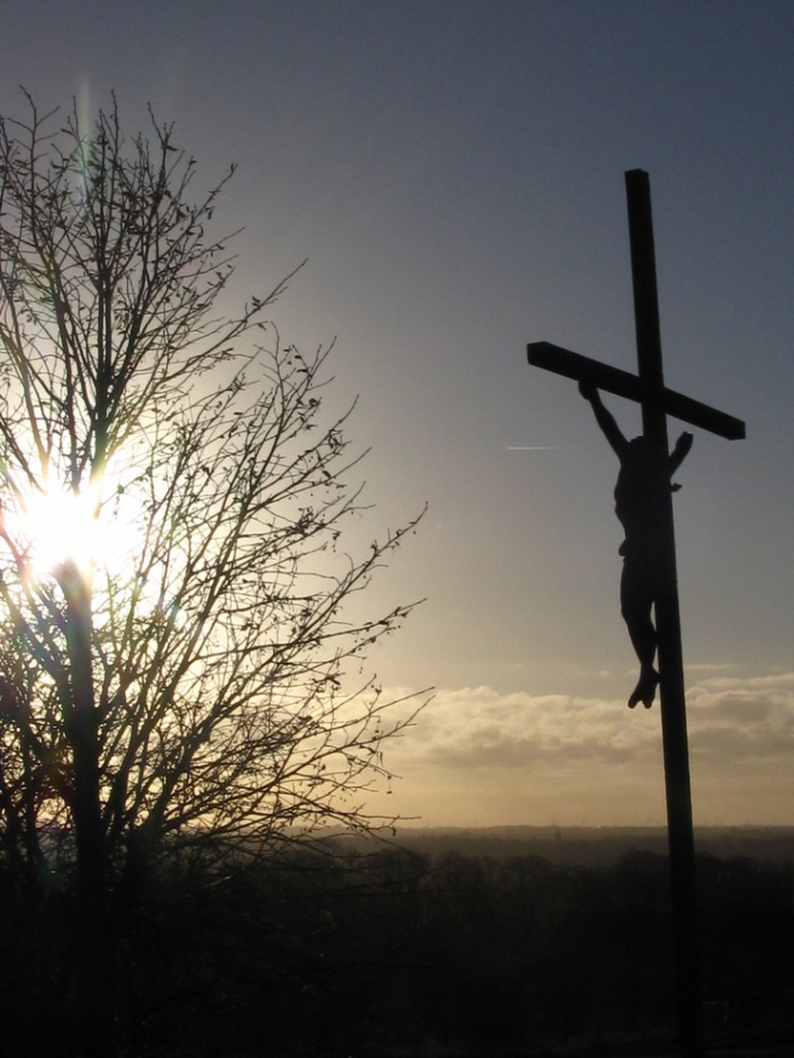 CALVAIRE RUE DE LA VIEILLE CARRIERE - Port-le-Grand