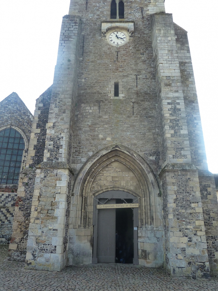 L'entrée de l'église - Saint-Valery-sur-Somme