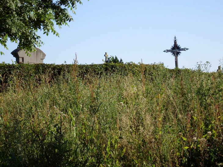 Le cimetiere - Senlis-le-Sec