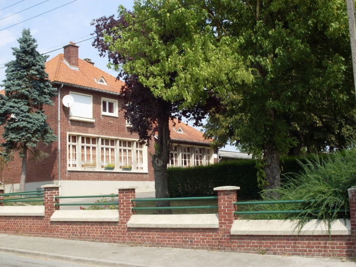 L'école - Senlis-le-Sec