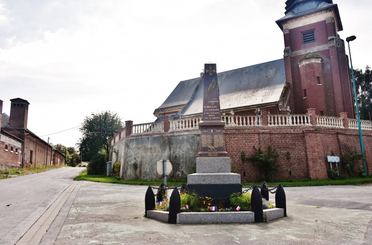 Monument-aux-Morts - Templeux-le-Guérard