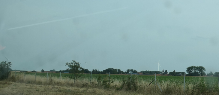 Le village vu de l'autoroute A29 - Vauvillers