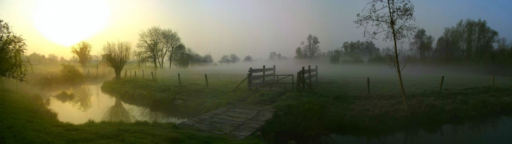 L'abreuvoir, rue de l'abreuvoir - Vaux-sur-Somme