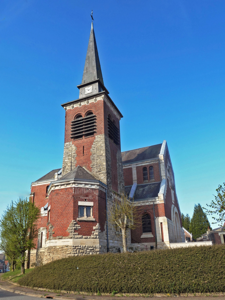 L'église - Villers-Faucon