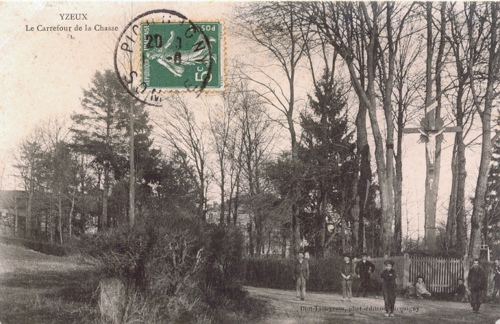 Carte Postale, voyagé: Le Carrefour de la Chasse - Yzeux
