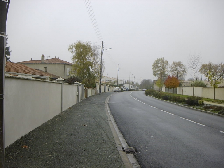 Avenue du grand chemin en venant du centre ville - Aigrefeuille-d'Aunis