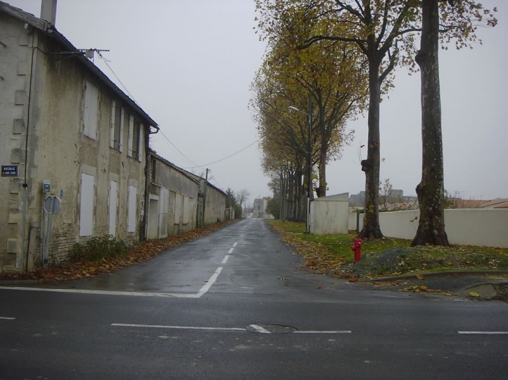 Chemin Rochelais depuis l'avenue du grand chemin - Aigrefeuille-d'Aunis