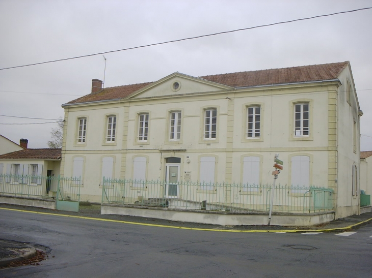 Maison de la santé et des affaires sociales avenue des Marronniers - Aigrefeuille-d'Aunis