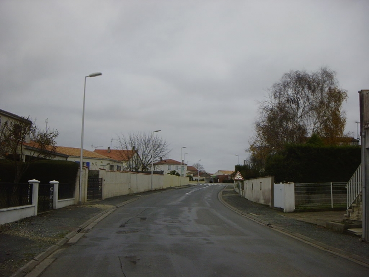 Rue de la gare à partir de la rue de la riviere - Aigrefeuille-d'Aunis