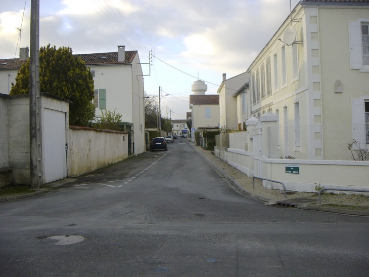 Rue Octave Mureau de puis la rue des Artisans - Aigrefeuille-d'Aunis