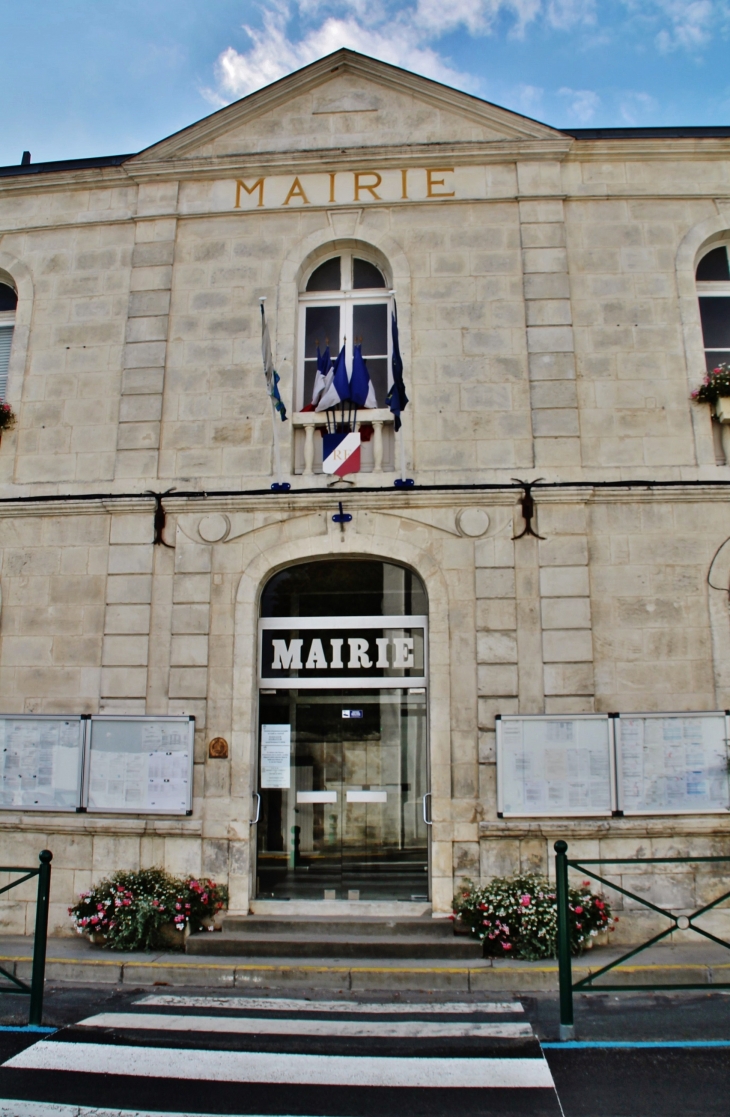 La Mairie - Aigrefeuille-d'Aunis