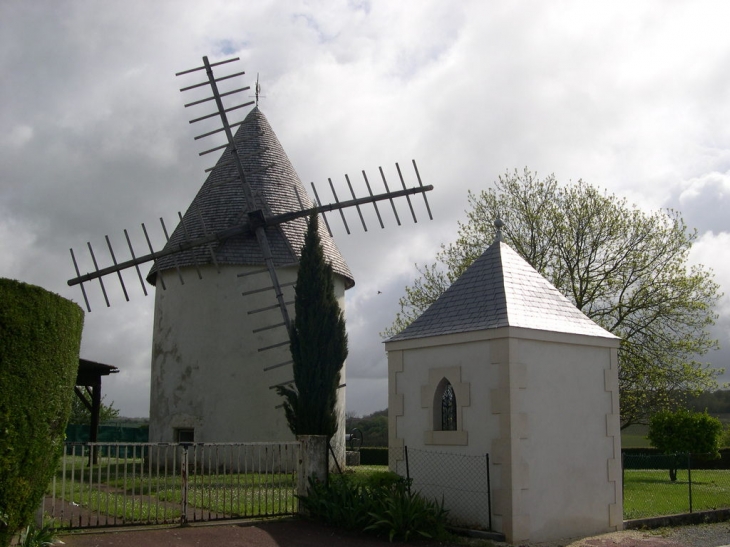 1 coin sympa, le moulin - Arces