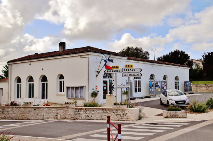 Mairie - Arces