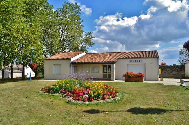 La Mairie - Ardillières