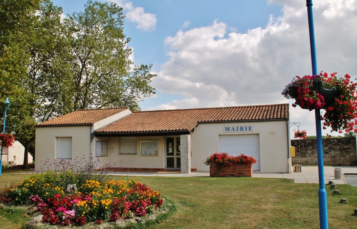 La Mairie - Ardillières