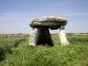 Le Dolmen, la pierre levée