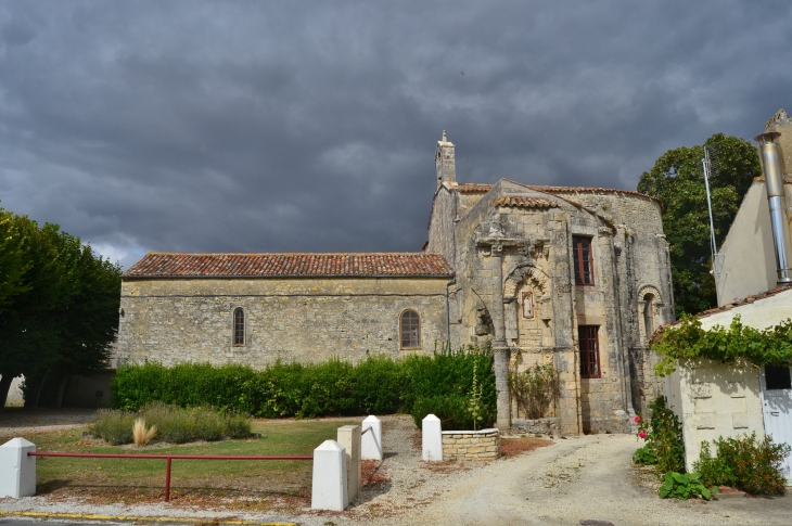 <église Saint-Laurent - Bouhet