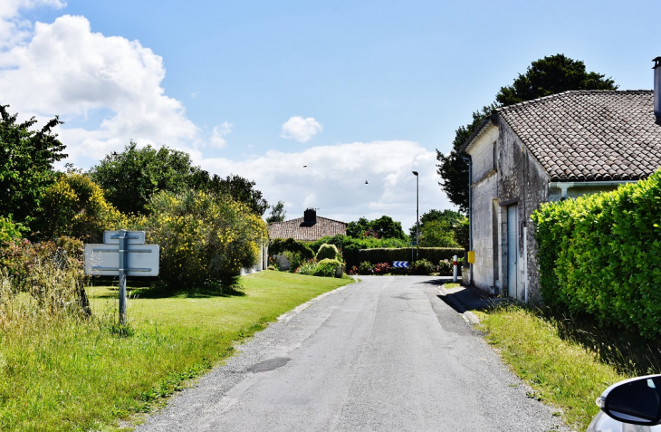 La Commune - Boutenac-Touvent