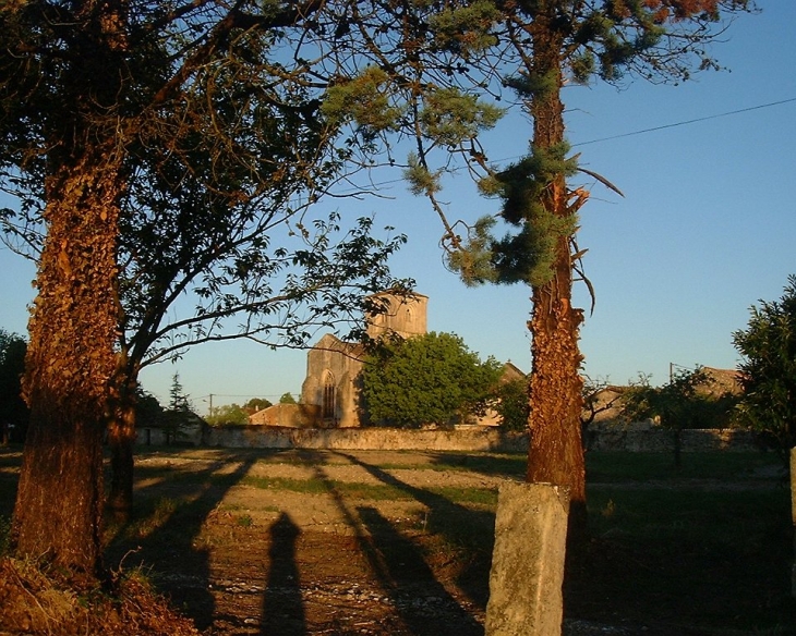 Eglise de Consac