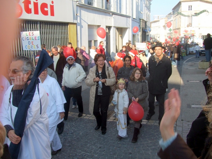 Parade de Noel Mme La Maire - Cozes