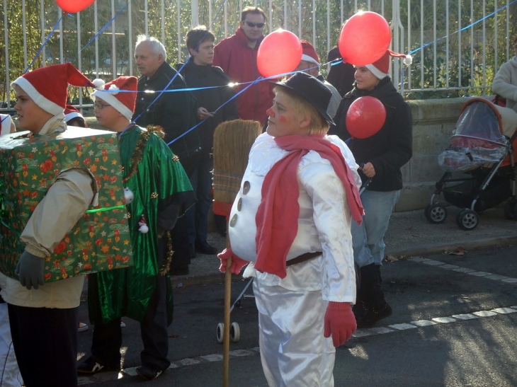 Parade de Noel Mme de Neige - Cozes