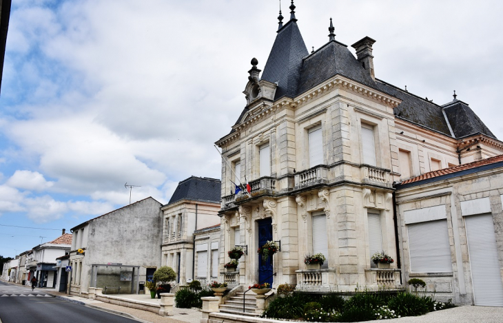 La Mairie - Étaules