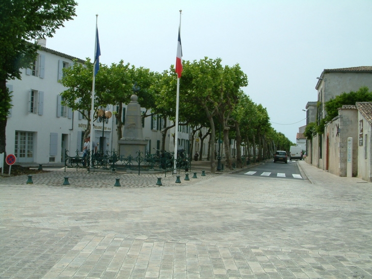 La Flotte: cours Felix Faure