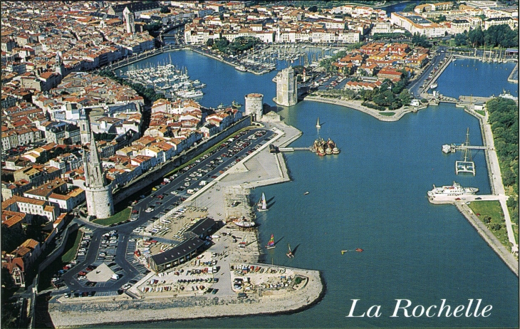 Vue générale (carte postale de 2000) - La Rochelle