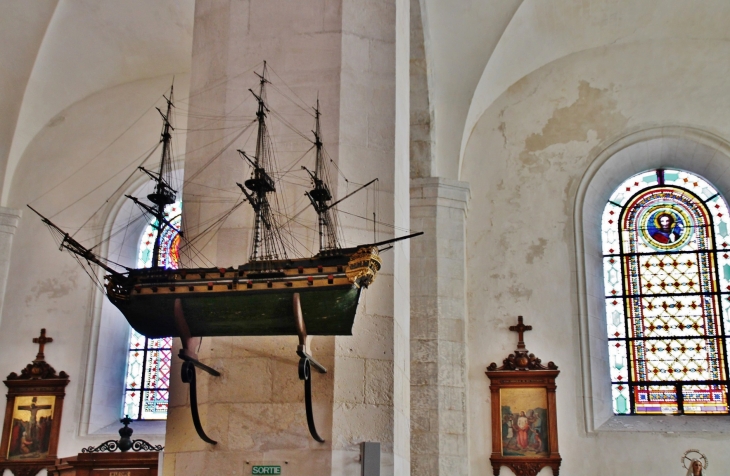  .église Saint-Sauveur - La Rochelle