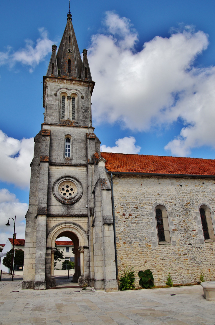 +-église Saint-Cyr - Les Mathes