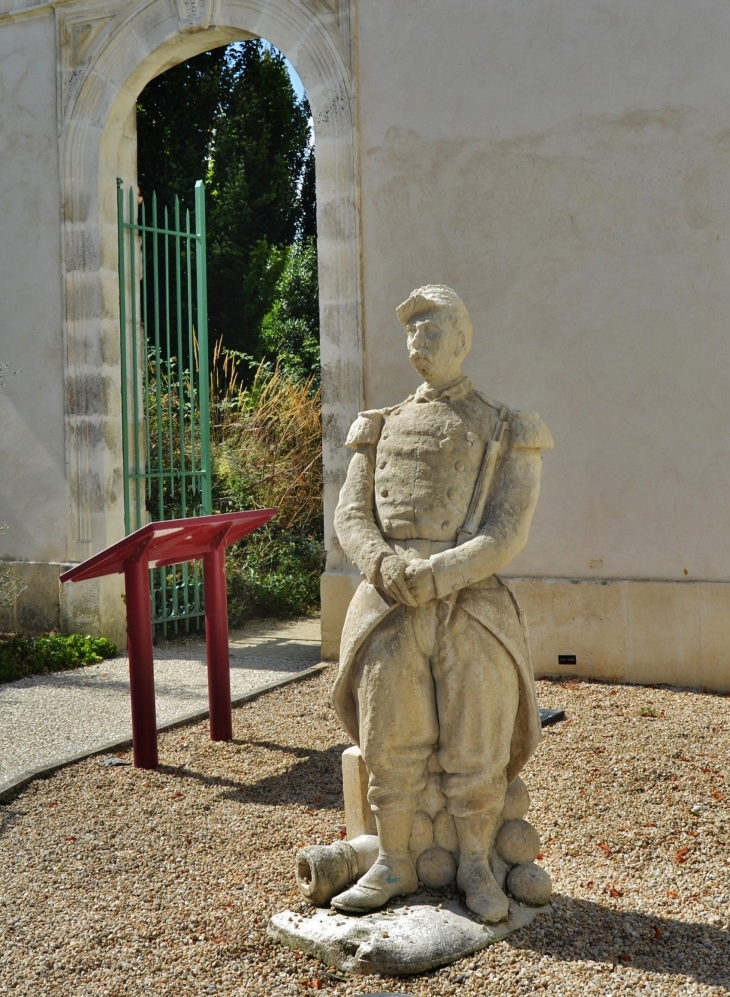 Hotel-de-Ville ( Sculpture ) - Marans